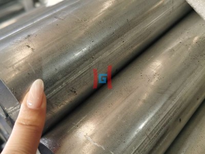 Aluminized steel pipe surface display